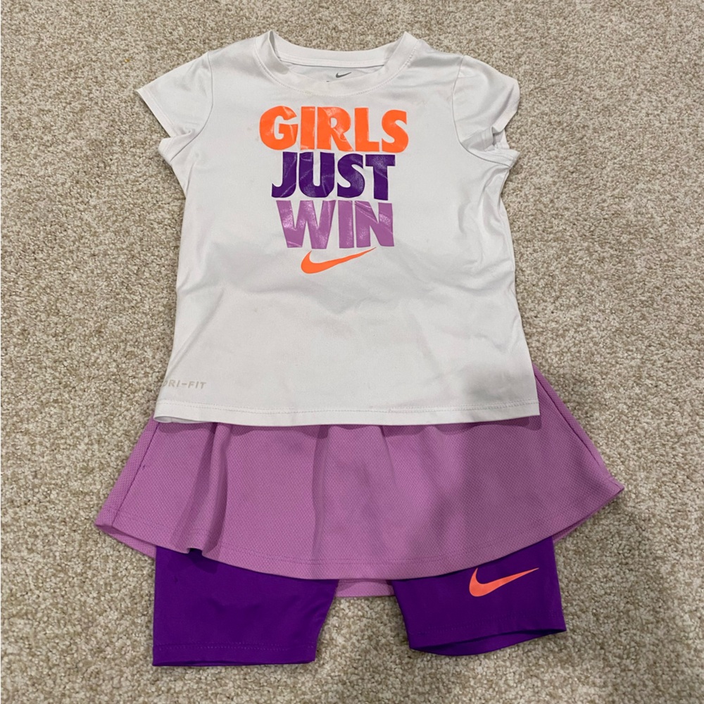 Girls Nike Outfit